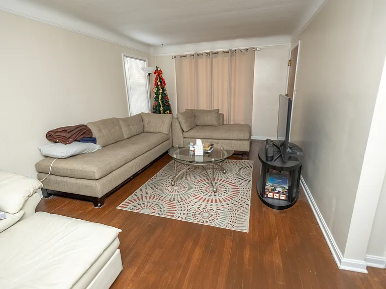 13566 Cedar Rd #2 — Photo 2