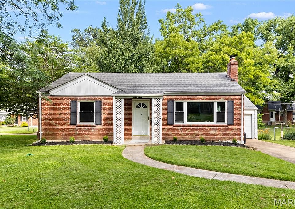 1st image of 63 Turf Ct
