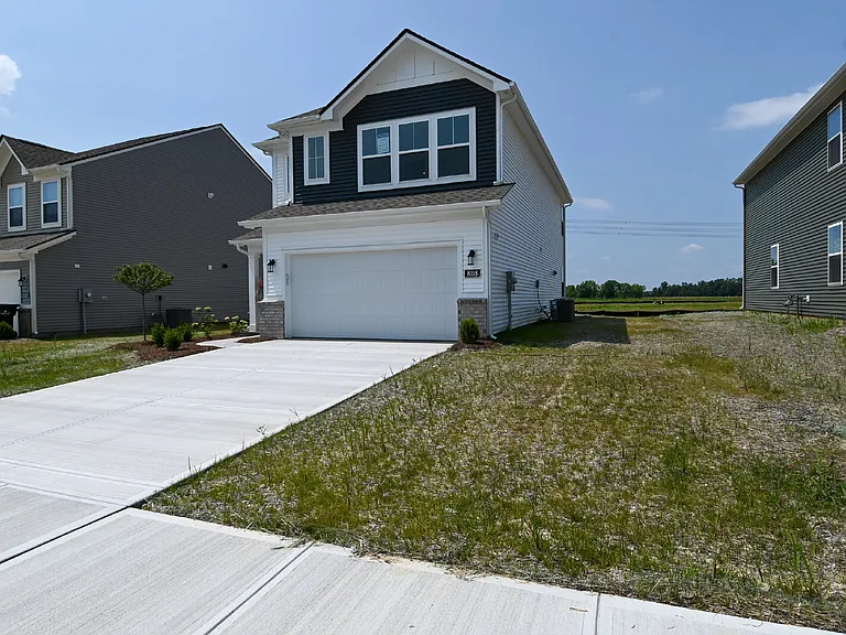8118 Ridge Line Dr — Photo 3