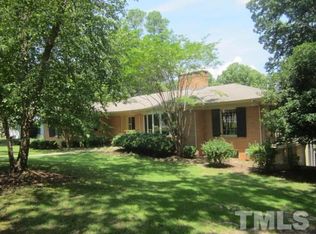 910 W 2nd St, Roanoke Rapids, NC 27870