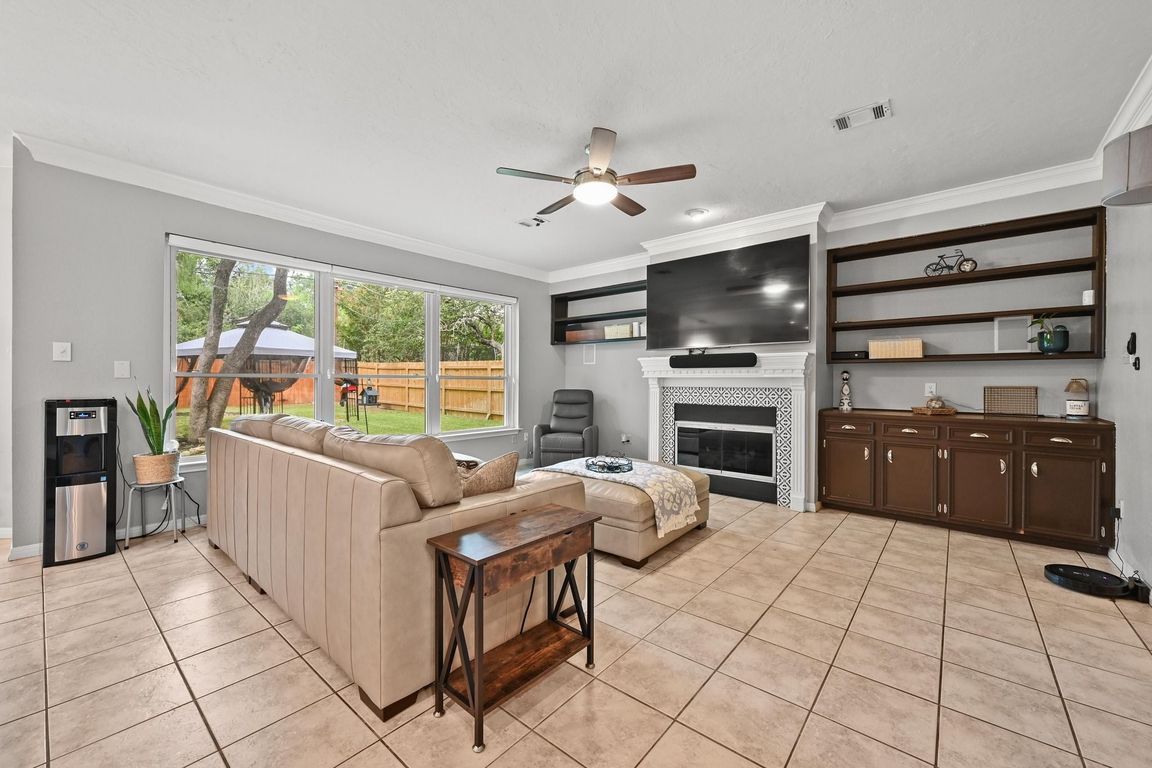 next background image