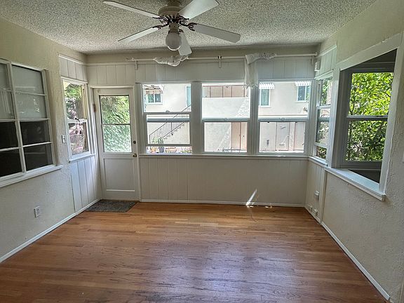 5th image of 14433 Dickens St