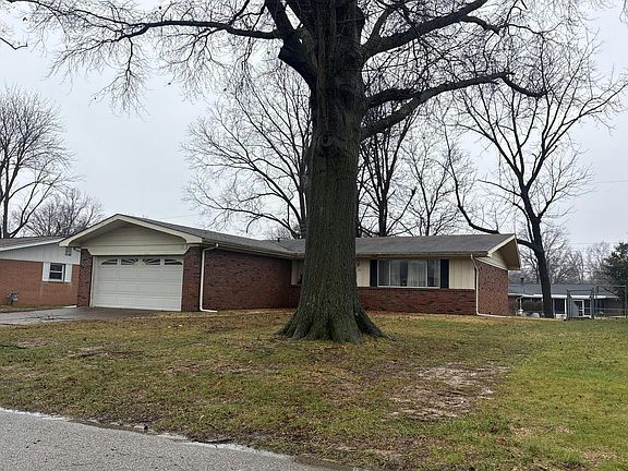 2nd image of 20 Blackburn Dr