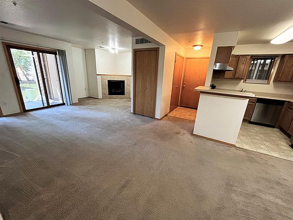 4th image of 2990 Shadow Creek Dr #M109