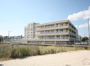 6100 Boardwalk APT 111, Ventnor, NJ 08406