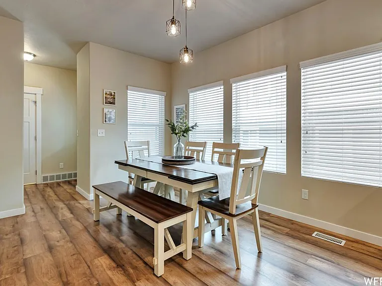 15222 S Republic Dr — Photo 6