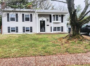 390 Lincolnshire Rd, Gahanna, OH 43230