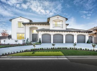 2437 E Strathmore Pl, Fresno, CA