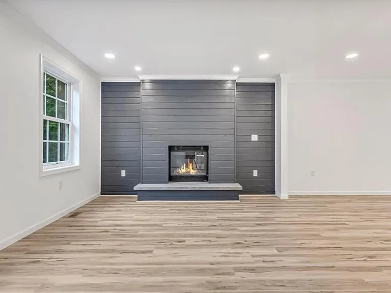 2704 Starlight Ter — Photo 26