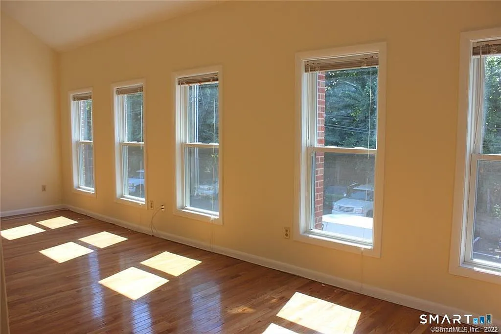 1 bed, 1.0 bath, 1000 sqft, $1,750 — Photo 4