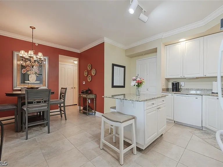 2825 Palm Beach Blvd #214 — Photo 18