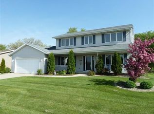 7326 Blue Maple Trl, Madison, WI 53719