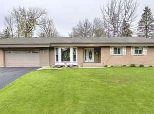 2527 Starkweather Rd, Rockford, IL 61107