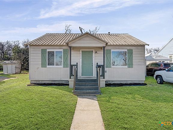 3rd image of 906 S 2nd St