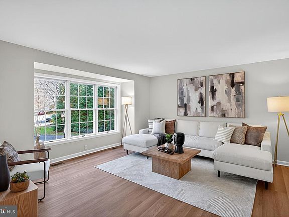 5th image of 9310 Bellbeck Rd