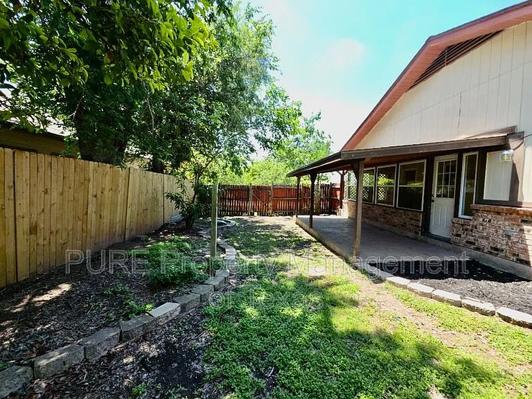 1310 Ray Berglund Blvd #A — Photo 28