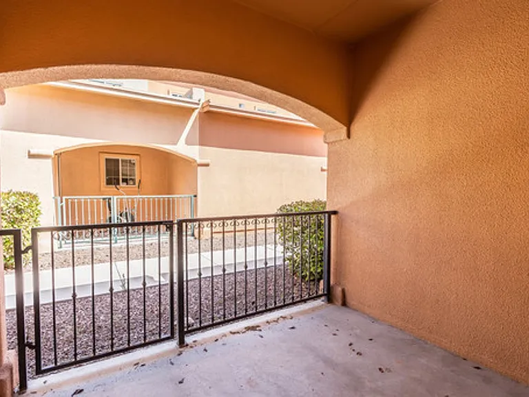 3150 N Yarbrough Dr #B-1 — Photo 17