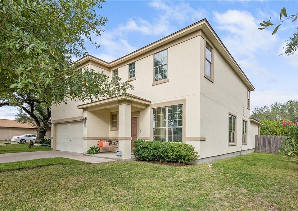 1st image of 4508 Woodstock Dr