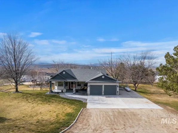 4091 Overview Dr, Melba, ID 83641