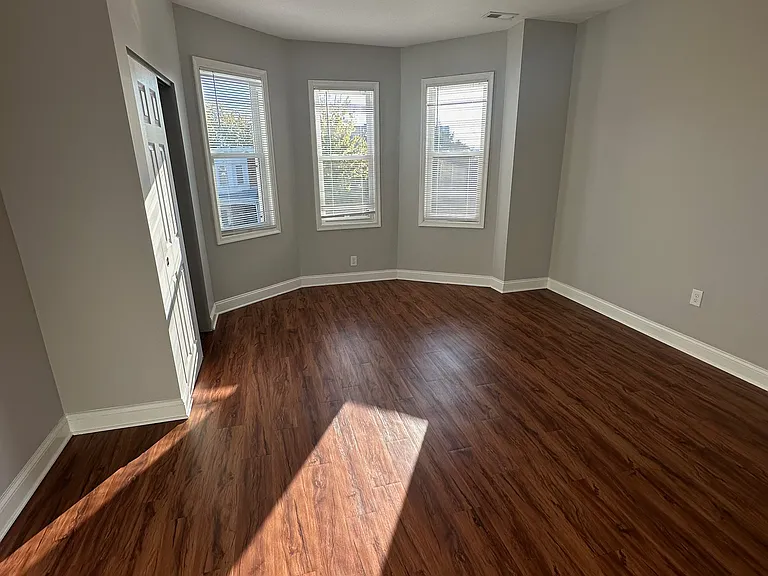 928 N Bentalou St — Photo 8