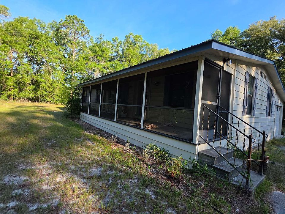 2nd image of 585 SW Seville Pl
