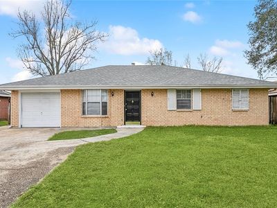 392 Barton Ave, Luling, LA, 70070