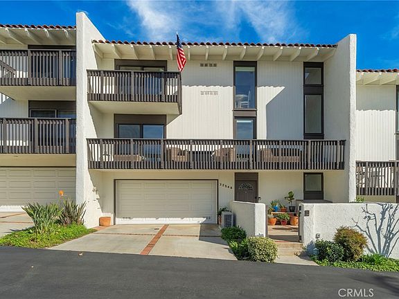4th image of 32548 Coastsite Dr