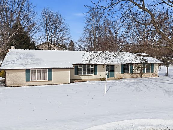 2nd image of 700 Brentwood Cir