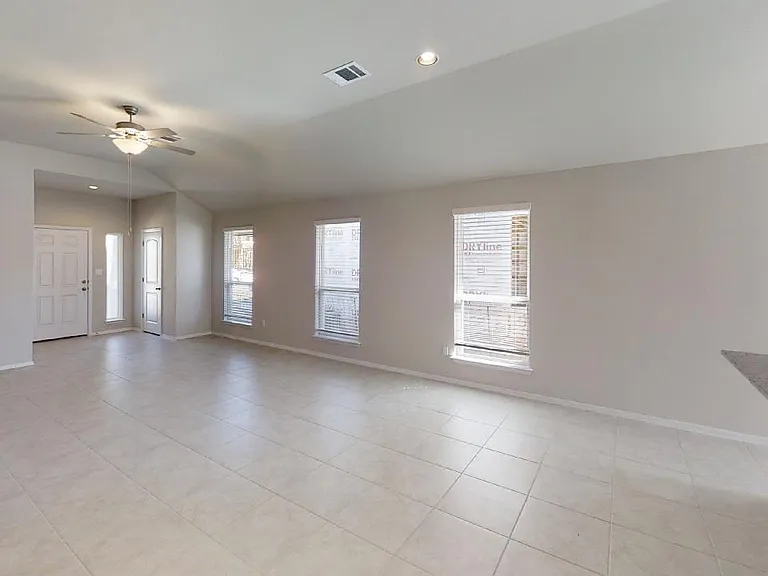 185 Heather Glen Way — Photo 7