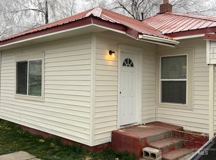 720 N Oregon St, Ontario, OR 97914