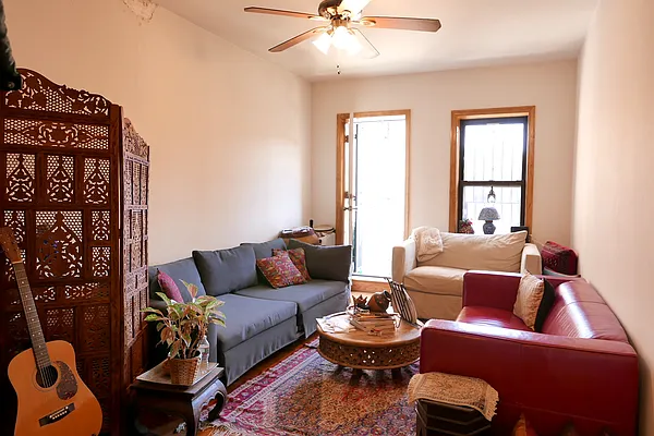 Rented by JK Dansar Corp | media 12