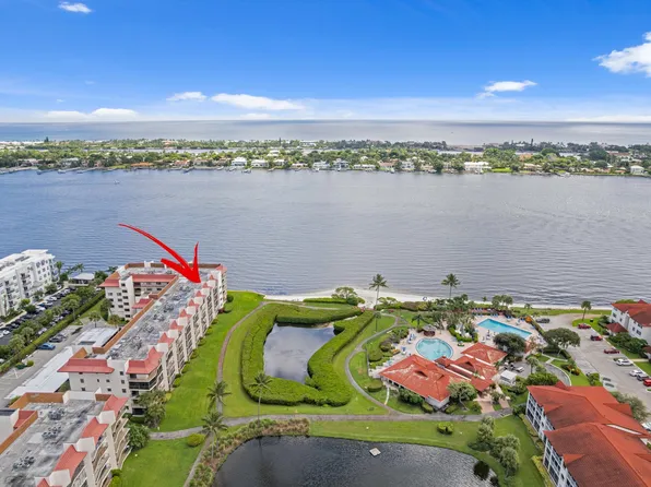 7020 Half Moon Cir APT 205, Hypoluxo, FL 33462