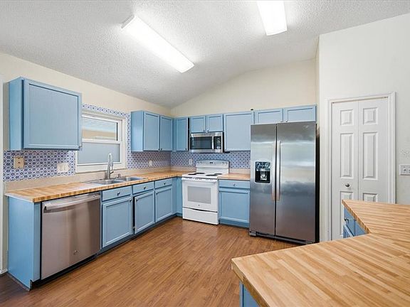 5th image of 4532 Wild Plum Ln