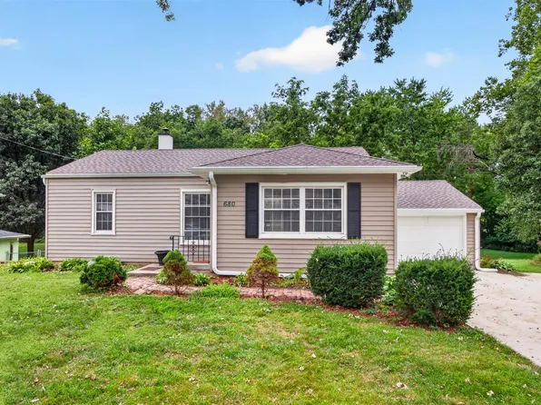680 64th St, Des Moines, IA 50312