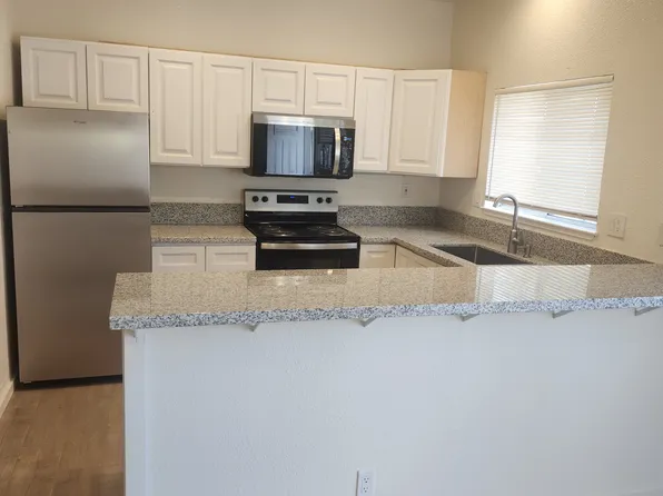 402 S Laurel St, Turlock, CA 95380