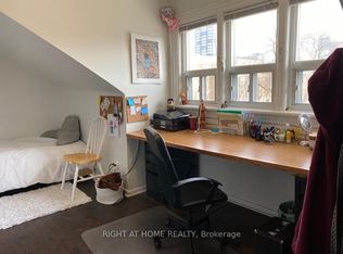 134 Huron St #2, Toronto, ON M5T2B2