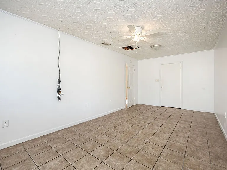 5612 Rose Dr — Photo 11