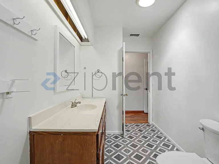 344 N Poli Ave — Photo 17