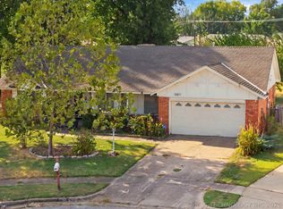 10817 E 26th Pl, Tulsa, OK 74129