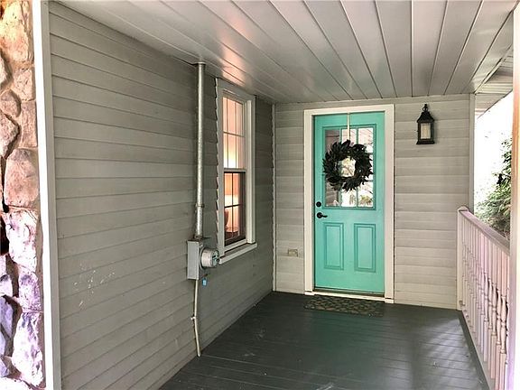 3rd image of 818 Sewickley St