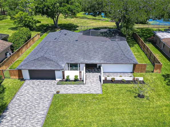 4315 Northpark Dr, Tampa, FL 33624