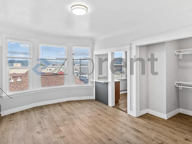 680 14th St #411 — Photo 1