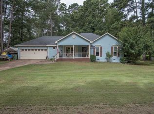 125 Huntington Dr, Lagrange, GA 30240