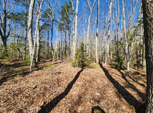 16 Roxmont Rd, Rockport, ME 04856