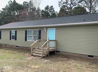 332 Borroughs Rd, Holly Ridge, NC 28445