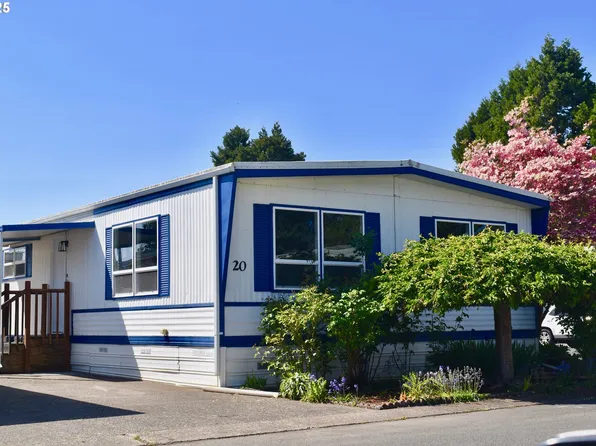 1800 Lakewood Ct Space 20, Eugene, OR 97402