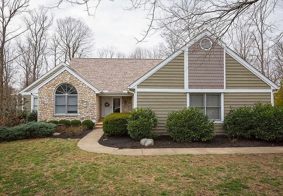 1st image of 7119 Foxview Dr