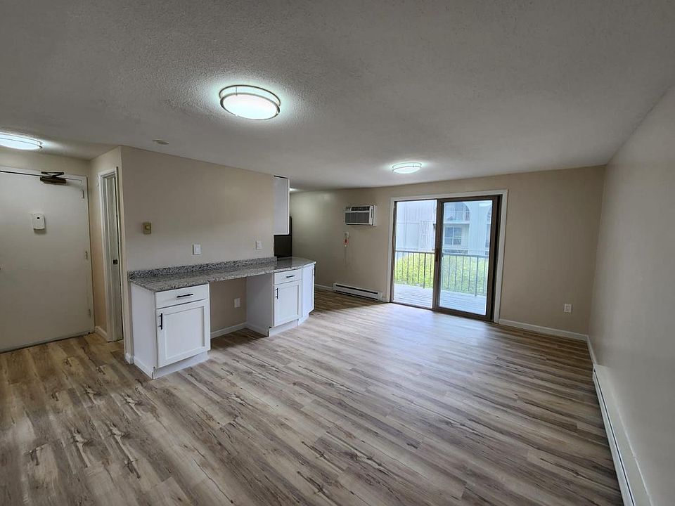 355 Long Hill Rd Groton CT Zillow