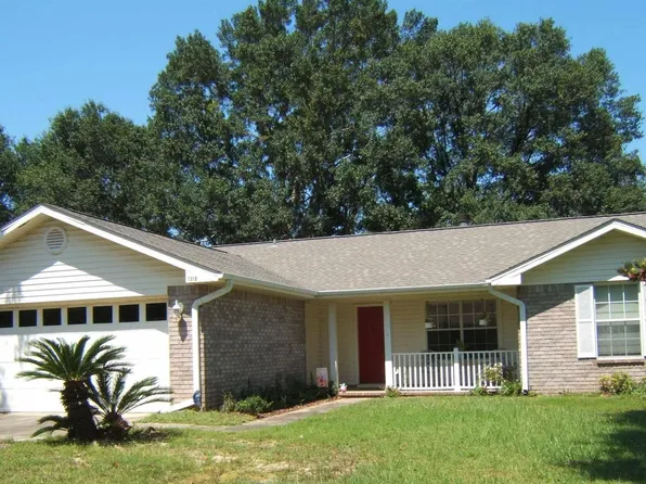 1318 Kayzan St, Pensacola, FL 32534