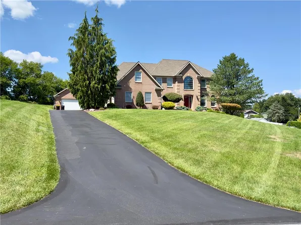 4982 Abbey Rd, Coplay, PA 18037